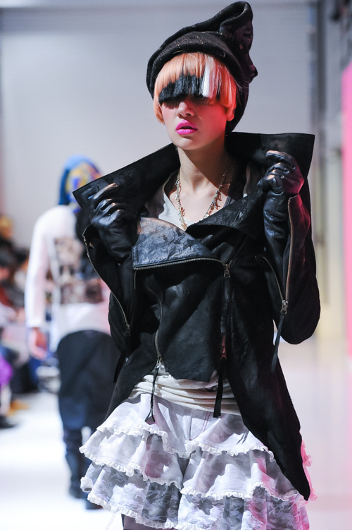 エイチ・ナオト 2015-16年秋冬<span>コレクション</span> - 写真55