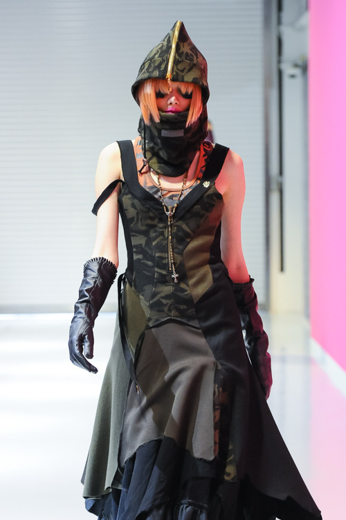 エイチ・ナオト 2015-16年秋冬<span>コレクション</span> - 写真77