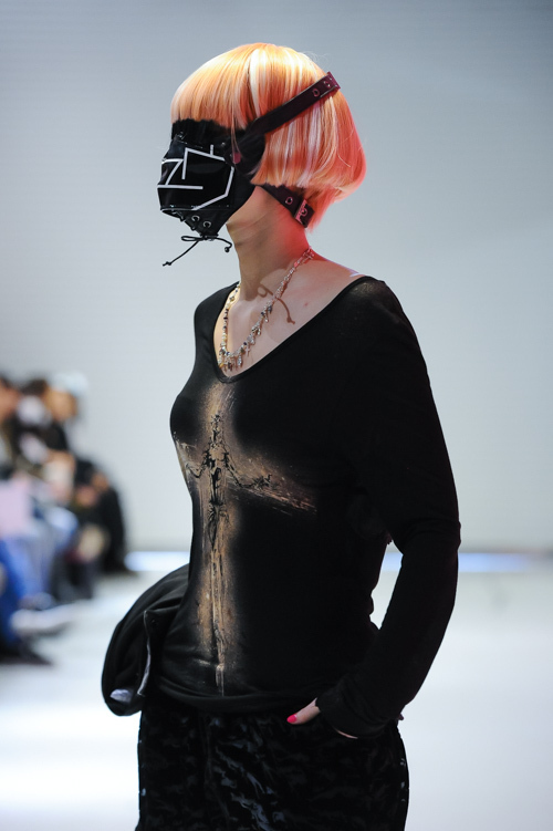 エイチ・ナオト 2015-16年秋冬<span>コレクション</span> - 写真21