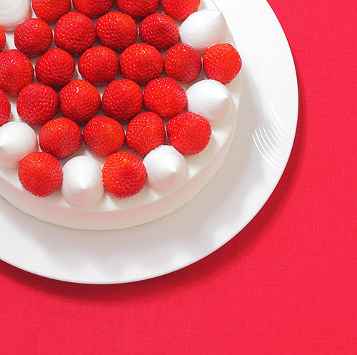 苺スイーツや“本当に旨い”サンドウィッチが味わえるビュッフェ、GWにホテルニューオータニ大阪で開催｜写真1