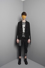 ZUCCa 2015-16年秋冬コレクション - 現実と超現実の狭間で生まれる違和感の美｜写真2