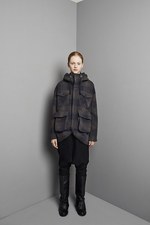 ZUCCa 2015-16年秋冬コレクション - 現実と超現実の狭間で生まれる違和感の美｜写真20