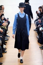 コム デ ギャルソン・コム デ ギャルソン 2015‐16年秋冬コレクション - 時折魅せる無邪気さ｜写真29