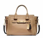 コーチ(COACH) スワッガー｜写真3