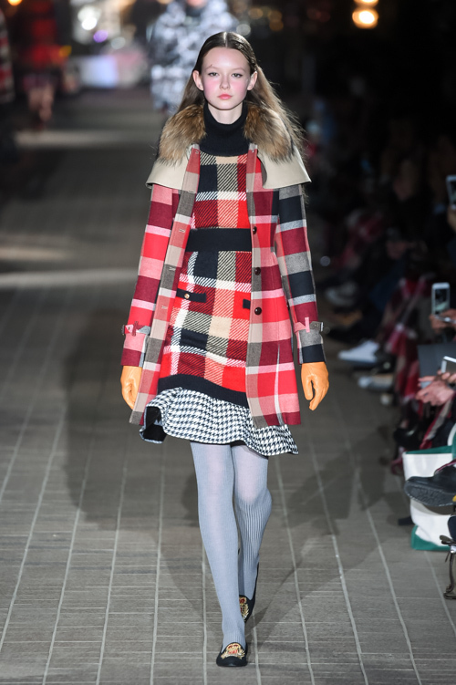 クレストブリッジ 15年秋冬コレクション 真っ赤なチェックが印 三原康裕による1stショー ファッションプレス