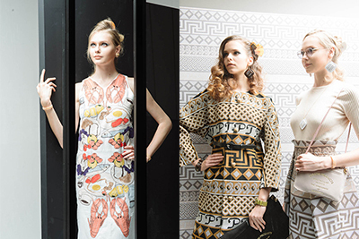 シアタープロダクツ