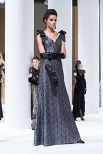 ジュン アシダ 2015-16年秋冬コレクション - ジュエルカラーと光沢感で届けるエレガンス｜写真1