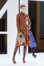 ジュン アシダ 2015-16年秋冬コレクション - ジュエルカラーと光沢感で届けるエレガンス｜写真6