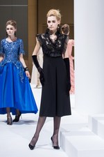 ジュン アシダ 2015-16年秋冬コレクション - ジュエルカラーと光沢感で届けるエレガンス｜写真4