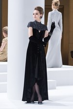 ジュン アシダ 2015-16年秋冬コレクション - ジュエルカラーと光沢感で届けるエレガンス｜写真3