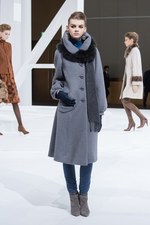 ジュン アシダ 2015-16年秋冬コレクション - ジュエルカラーと光沢感で届けるエレガンス｜写真13