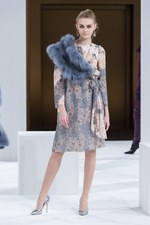 ジュン アシダ 2015-16年秋冬コレクション - ジュエルカラーと光沢感で届けるエレガンス｜写真22