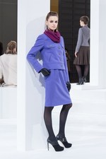 ジュン アシダ 2015-16年秋冬コレクション - ジュエルカラーと光沢感で届けるエレガンス｜写真27