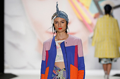 デシグアル 2016年春夏 ウィメンズ コレクション