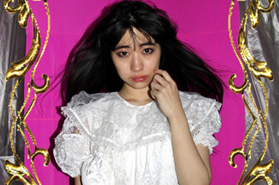 ジェニー ファックス 2015-16年秋冬コレクション - 袖を通して踏み入る、イメージと感情の宇宙