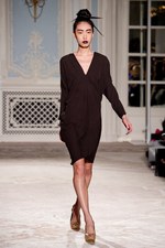 シックでグラマラスなMARIA GRACHVOGELの2011年秋冬コレクション｜写真8