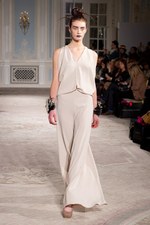 シックでグラマラスなMARIA GRACHVOGELの2011年秋冬コレクション｜写真13