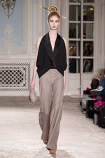 シックでグラマラスなMARIA GRACHVOGELの2011年秋冬コレクション｜写真24