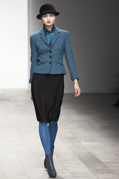 キャロライン チャールズ(Caroline Charles) 2011-12年秋冬ウィメンズコレクション シルエット - 写真27