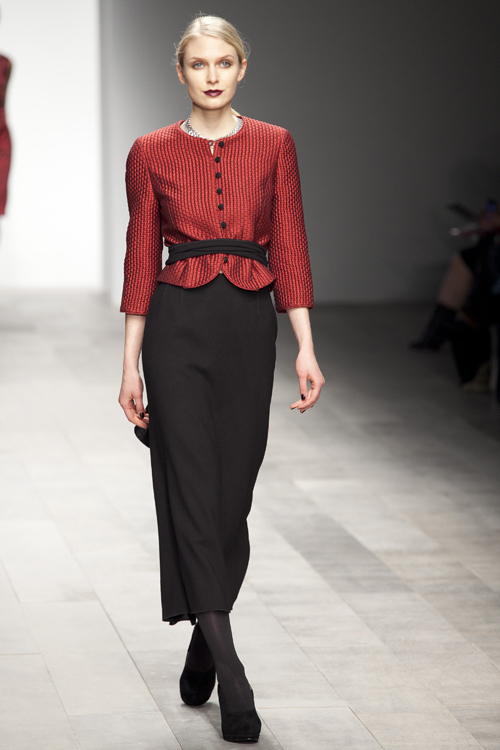 キャロライン チャールズ(Caroline Charles) 2011-12年秋冬ウィメンズコレクション シルエット - 写真37