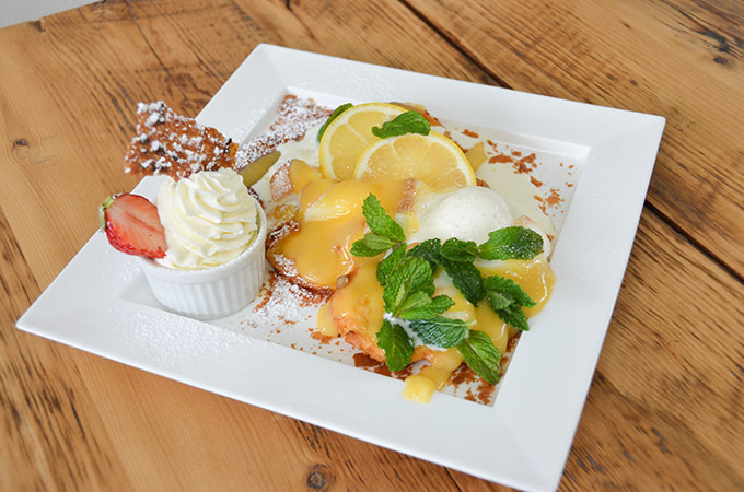 カフェ アクイーユから新作「レモン・マシュマロのフレンチトースト」限定発売 | 写真