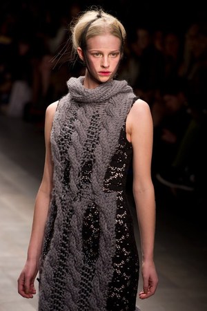 ボラ アクス(BORA AKSU) 2011-12年秋冬ウィメンズコレクション  - 写真20