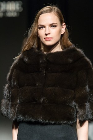 ロイヤル チエ(ROYAL CHIE) 2015-16年秋冬ウィメンズコレクション  - 写真17