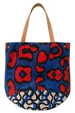 ヴィヴィアン・ウエストウッドのエスニックな雰囲気漂うアフリカバッグコレクション、新宿で発売｜写真2