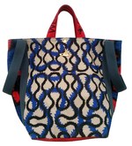 ヴィヴィアン・ウエストウッドのエスニックな雰囲気漂うアフリカバッグコレクション、新宿で発売｜写真3