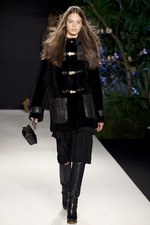 イギリスの自然をイメージさせるマルベリー(Mulberry)の2011-12年秋冬コレクション｜写真38
