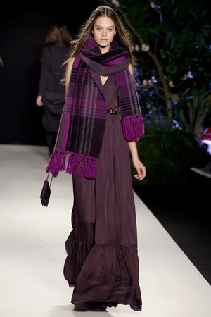 イギリスの自然をイメージさせるマルベリー(Mulberry)の2011-12年秋冬コレクション｜写真21