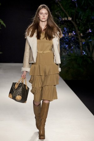 イギリスの自然をイメージさせるマルベリー(Mulberry)の2011-12年秋冬コレクション｜写真5