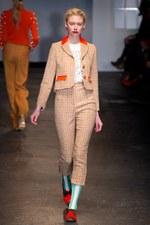 ハウス オブ ホランド(House of Holland)のノスタルジックな2011年秋冬コレクション｜写真9