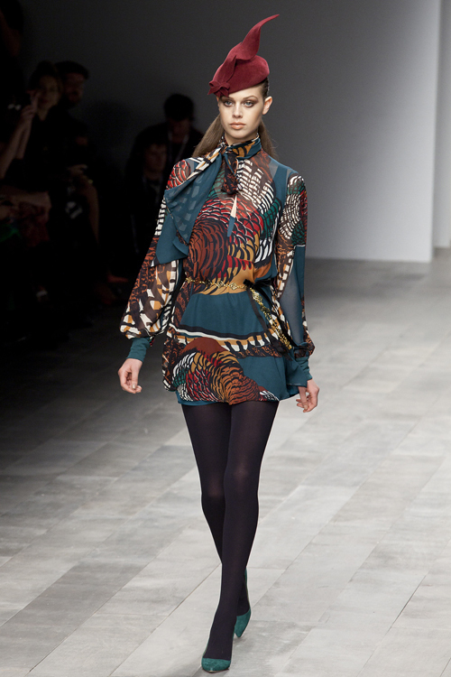 イッサ 2011-12年秋冬<span>コレクション</span> - 写真2