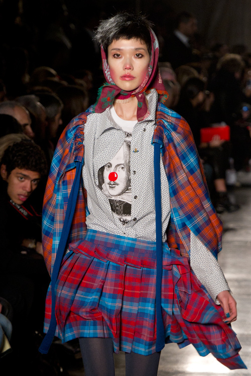 ヴィヴィアン・ウエストウッド レッドレーベル(Vivienne Westwood RED LABEL) 2011-12年秋冬ウィメンズコレクション  - 写真7