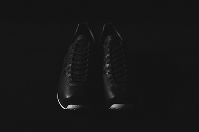 アディダス「COUNTRY」