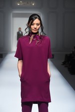 エスカーダ 2015-16年秋冬コレクション - 出産を経た山田優、ブロンドヘアーでランウェイに登場｜写真11