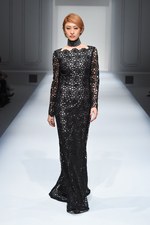 エスカーダ 2015-16年秋冬コレクション - 出産を経た山田優、ブロンドヘアーでランウェイに登場｜写真64