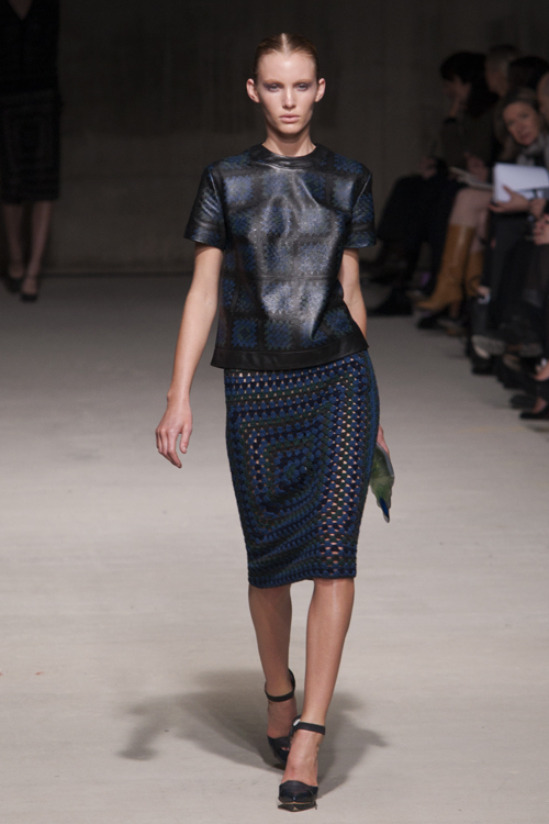 クリストファー ケイン(Christopher Kane) 2011-12年秋冬ウィメンズコレクション  - 写真2