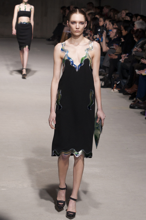 クリストファー ケイン(Christopher Kane) 2011-12年秋冬ウィメンズコレクション  - 写真21