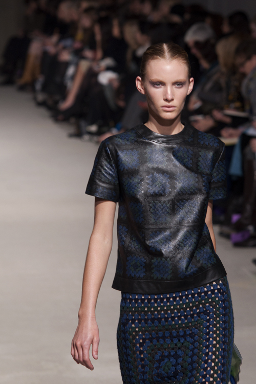 クリストファー ケイン(Christopher Kane) 2011-12年秋冬ウィメンズコレクション  - 写真3