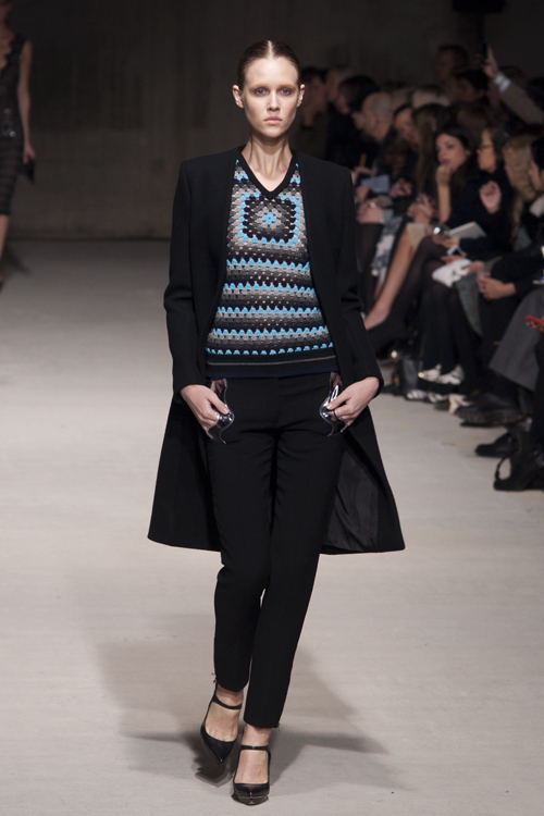 クリストファー ケイン(Christopher Kane) 2011-12年秋冬ウィメンズコレクション  - 写真7