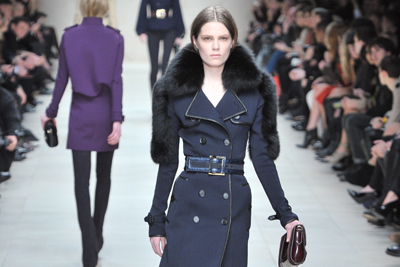 世界同時ストリーミングされたバーバリー プローサム(Burberry Prosum)の2011-12年秋冬コレクション