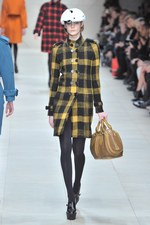 世界同時ストリーミングされたバーバリー プローサム(Burberry Prosum)の2011-12年秋冬コレクション｜写真16