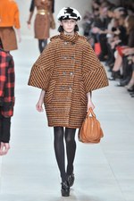 世界同時ストリーミングされたバーバリー プローサム(Burberry Prosum)の2011-12年秋冬コレクション｜写真23