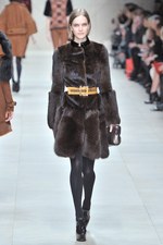 世界同時ストリーミングされたバーバリー プローサム(Burberry Prosum)の2011-12年秋冬コレクション｜写真25