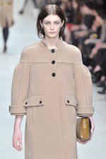 世界同時ストリーミングされたバーバリー プローサム(Burberry Prosum)の2011-12年秋冬コレクション｜写真35