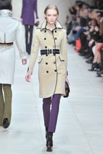 世界同時ストリーミングされたバーバリー プローサム(Burberry Prosum)の2011-12年秋冬コレクション｜写真44