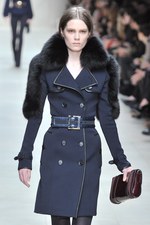 世界同時ストリーミングされたバーバリー プローサム(Burberry Prosum)の2011-12年秋冬コレクション｜写真48