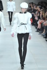 世界同時ストリーミングされたバーバリー プローサム(Burberry Prosum)の2011-12年秋冬コレクション｜写真57